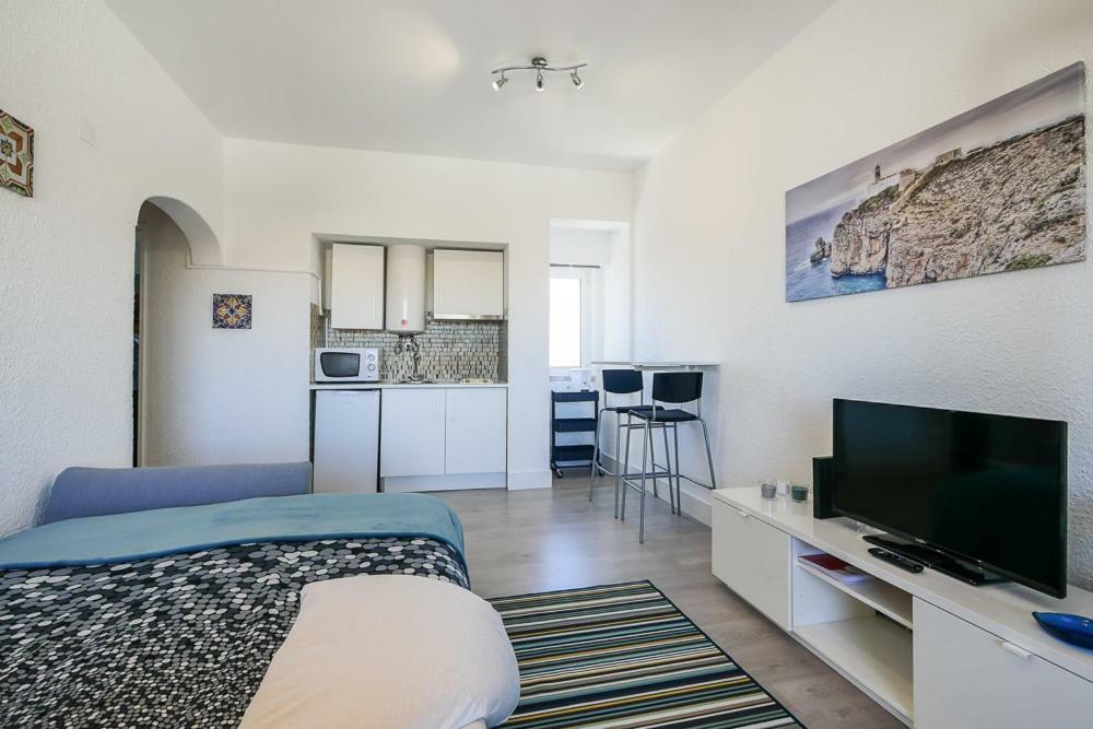Cozy Studio With Balcony And Beautiful View Apartment Cascais Ngoại thất bức ảnh